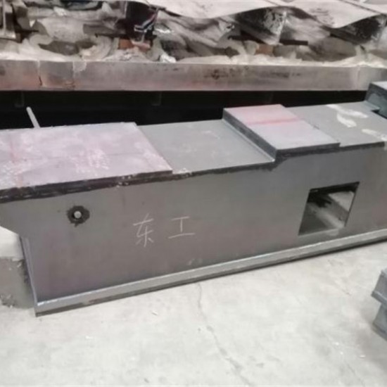 特大型打砂設(shè)備，對所有特大型金屬件表面打砂清除表面雜質(zhì)